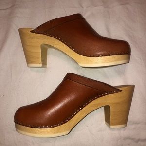NEED (Supply) Persia Clog NEW